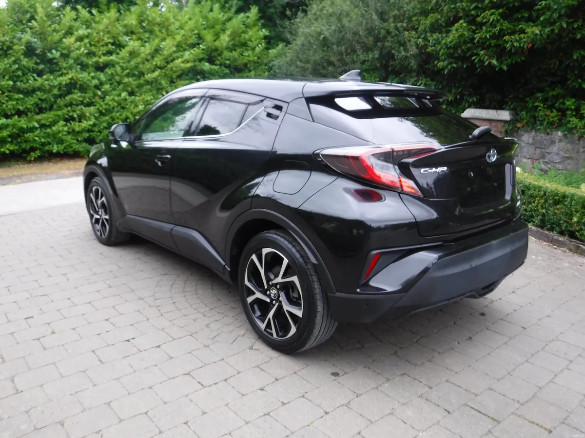 TOYOTA C-HR 1.8 AUTO HYBRID G-LTD ANDROID+CARPLAY - Image 4
