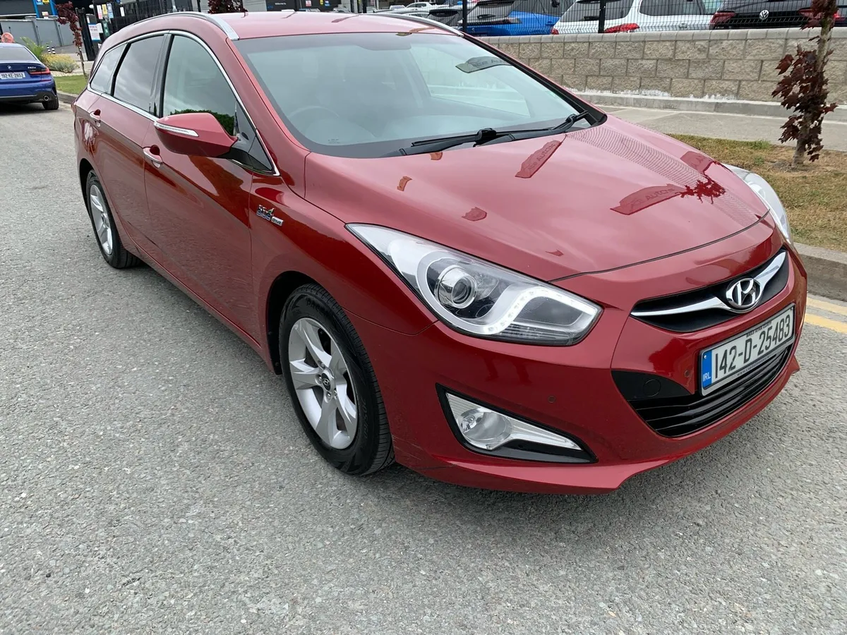 2014 Hyundai i40 diesel, Nctd 7/27, tax 6/26 - Image 2
