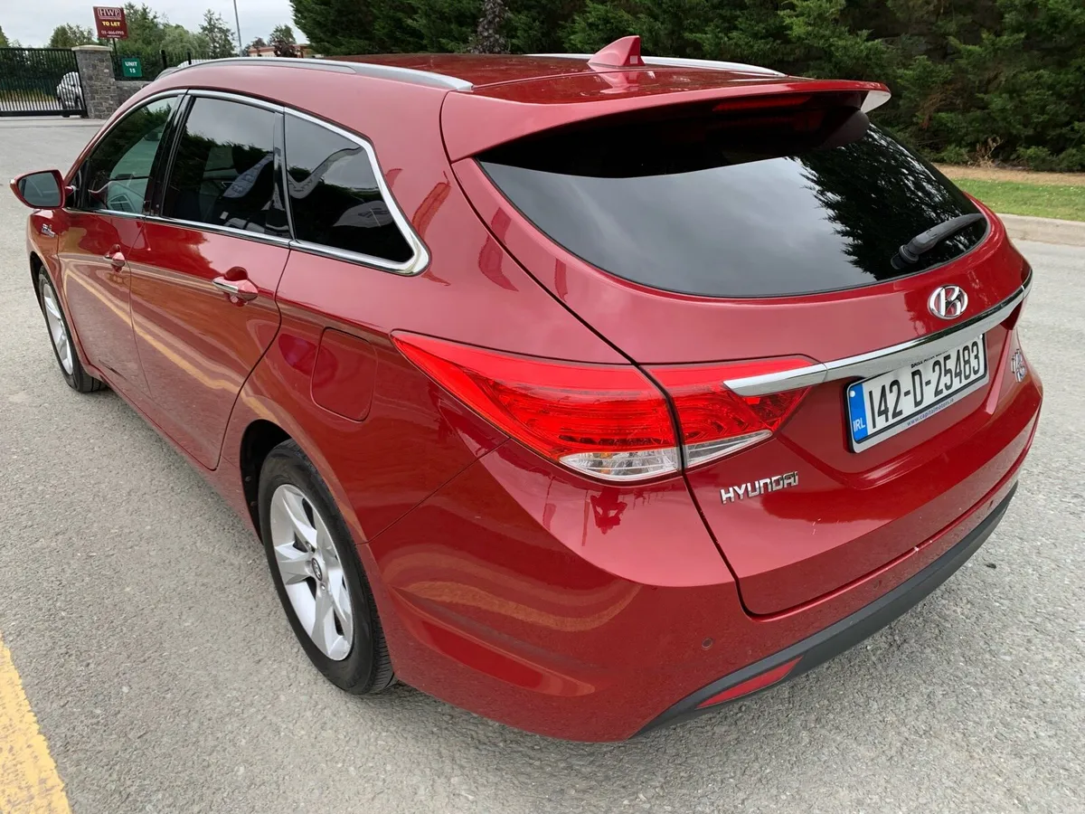 2014 Hyundai i40 diesel, Nctd 7/27, tax 6/26 - Image 4