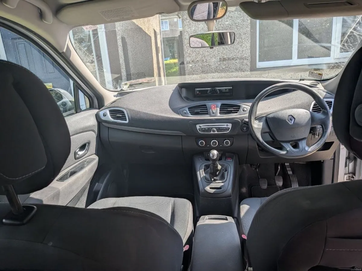 Renault Grand Scenic 2010 - Image 3