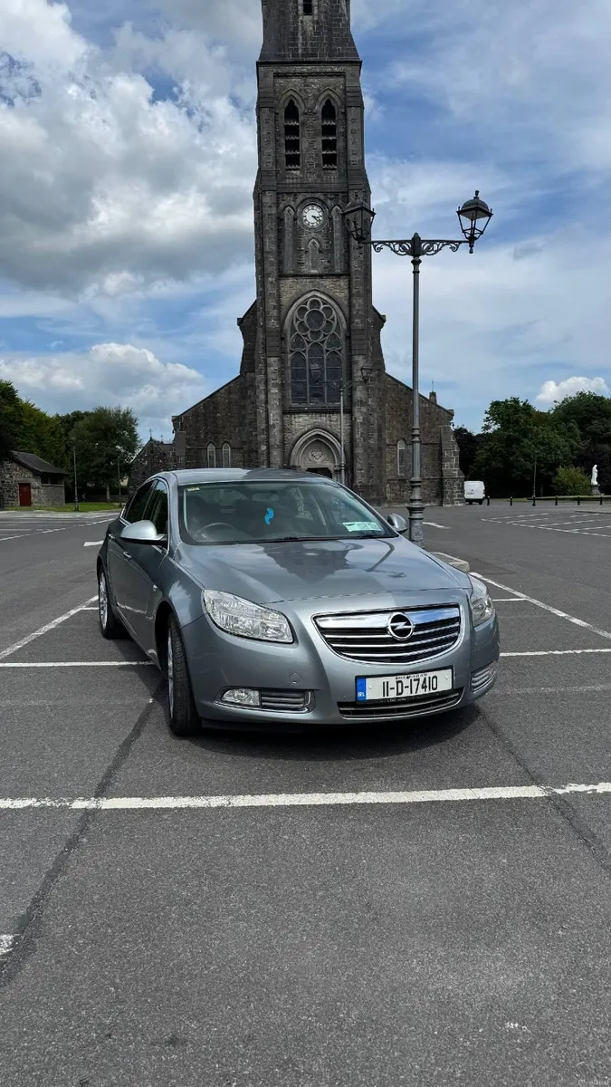 Opel Insignia LOW MILEAGE, FRESH NCT - Image 1
