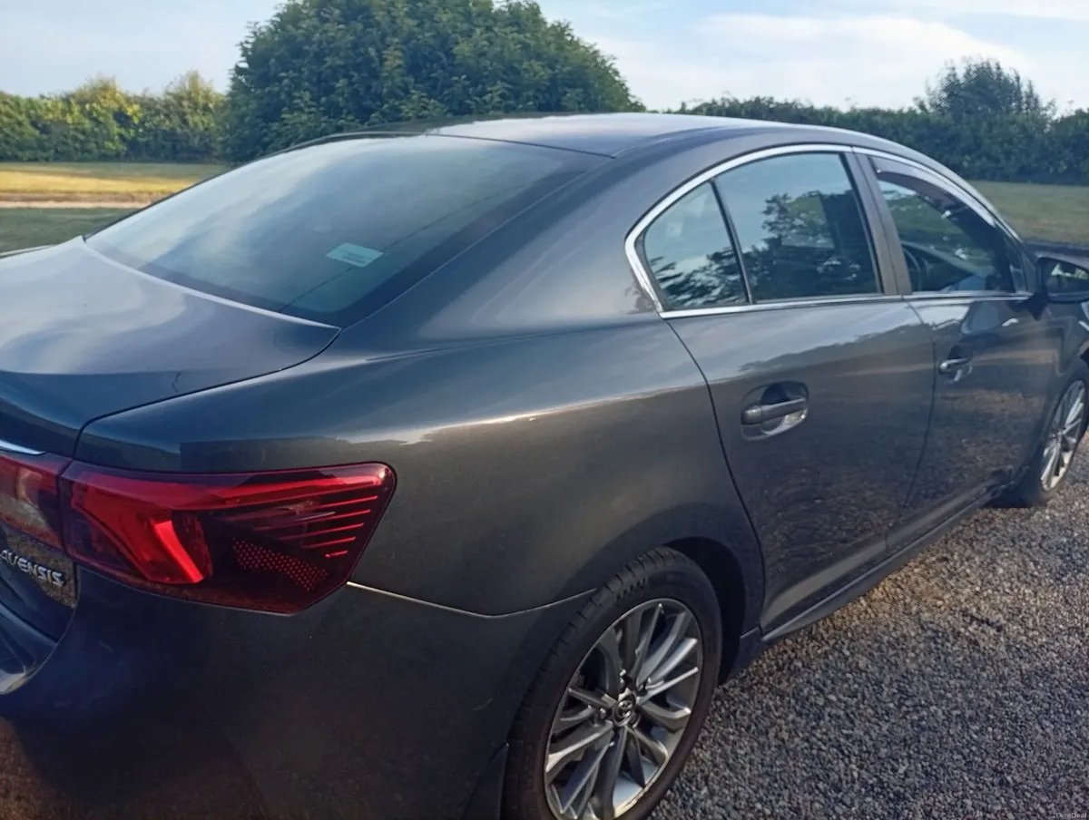 Toyota Avensis 2018 - Image 4