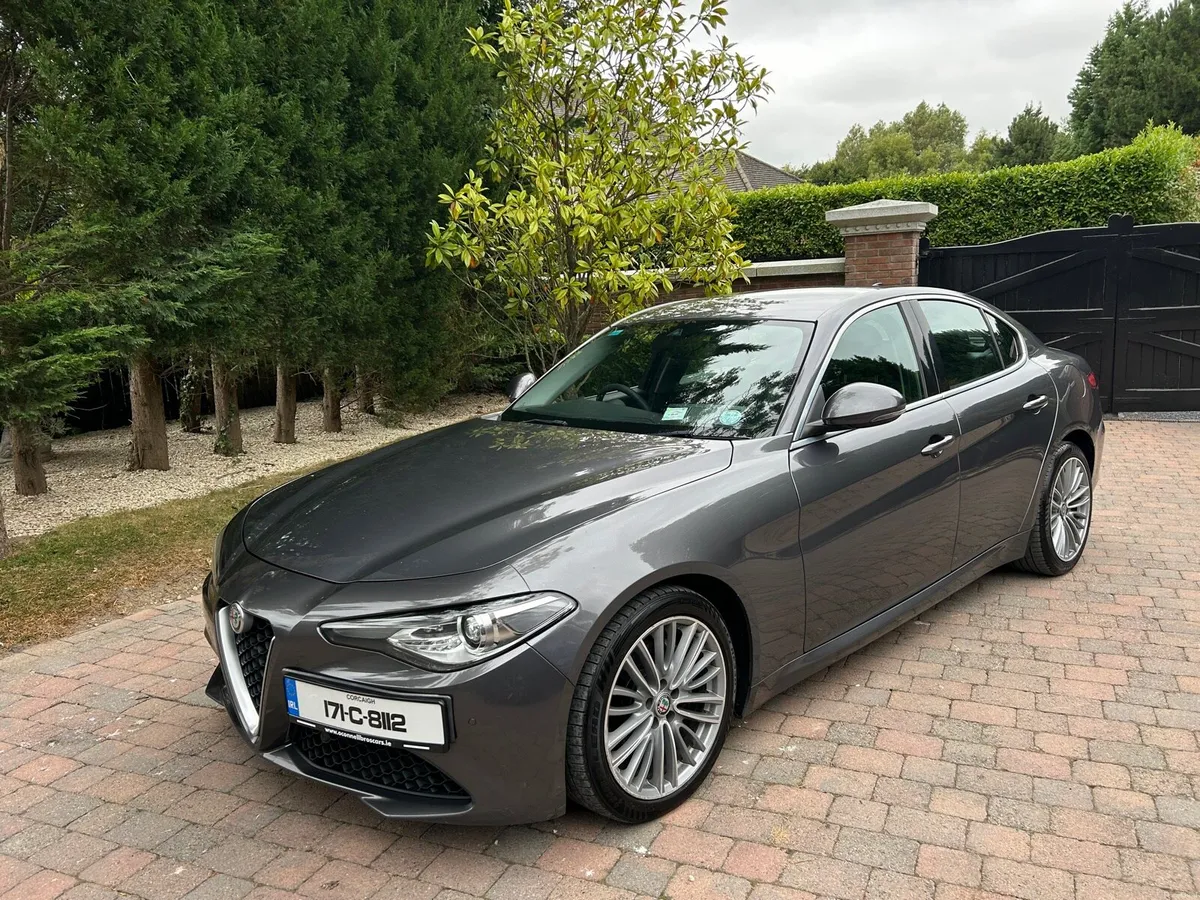 17 Alfa Romeo Giulia 2.2D Lux Full SH €13950 - Image 4