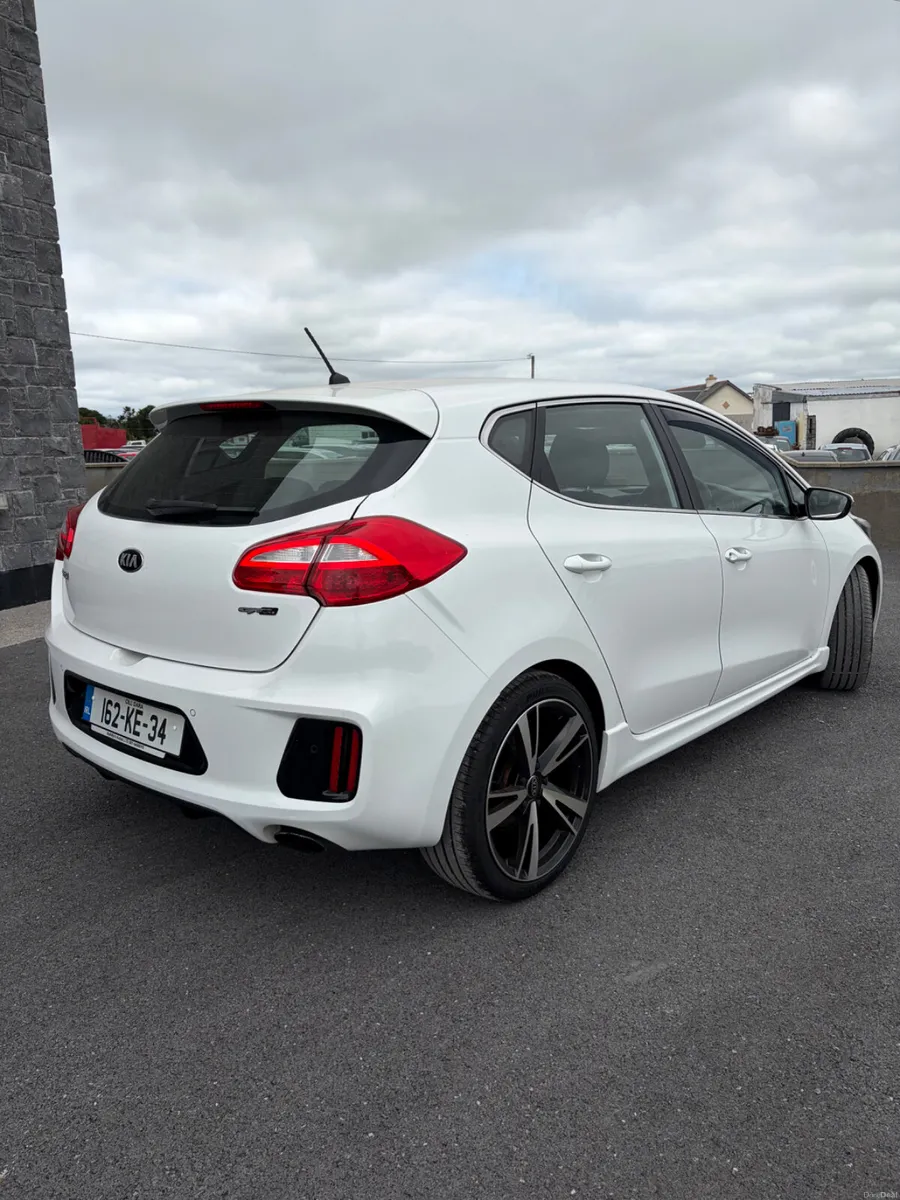 Kia Ceed 2016 - Image 4