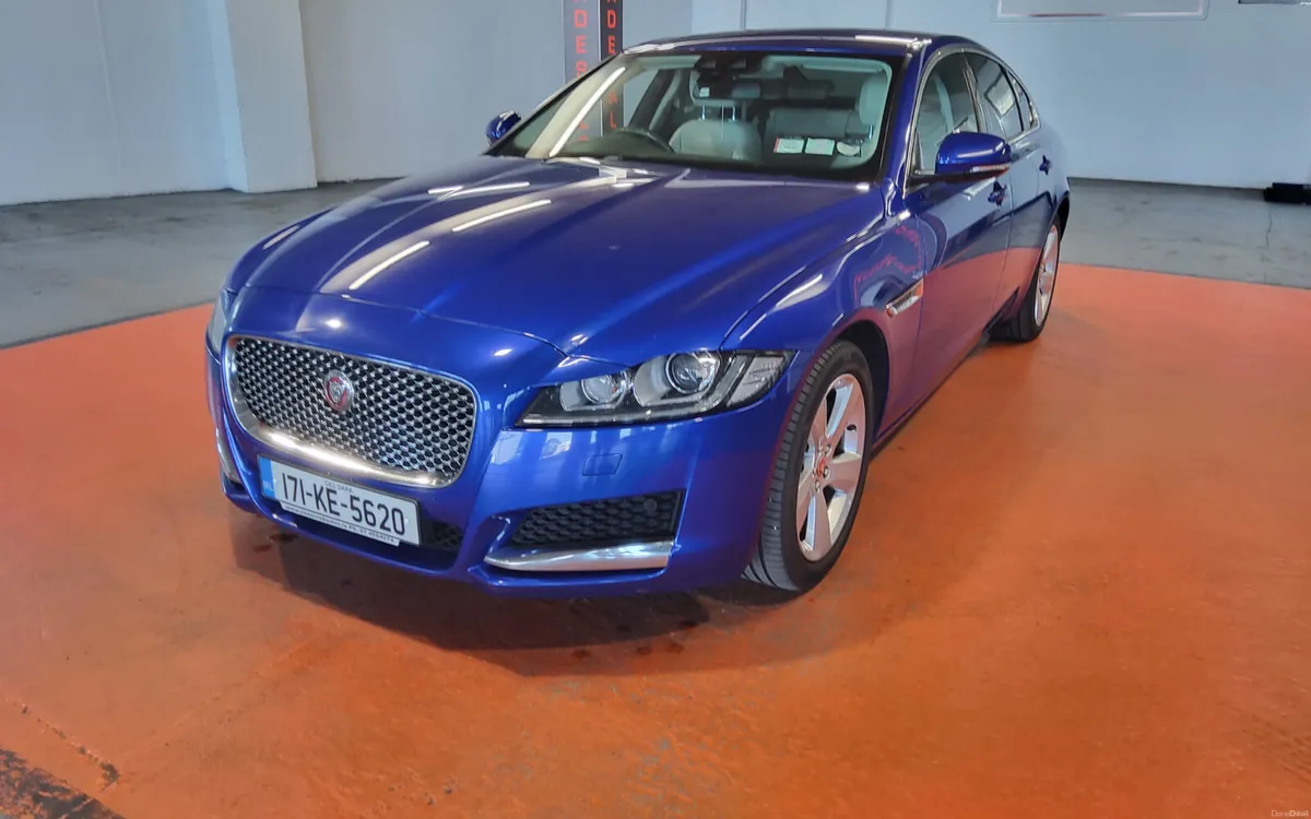 Jaguar XF 2017 - Image 4