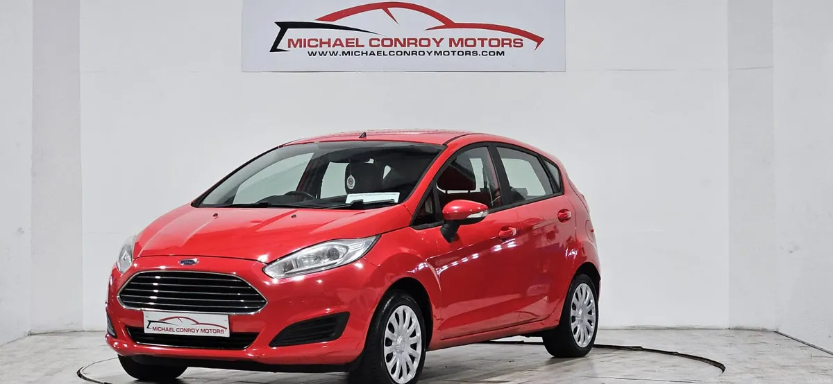 Ford Fiesta  ZETEC - Image 2