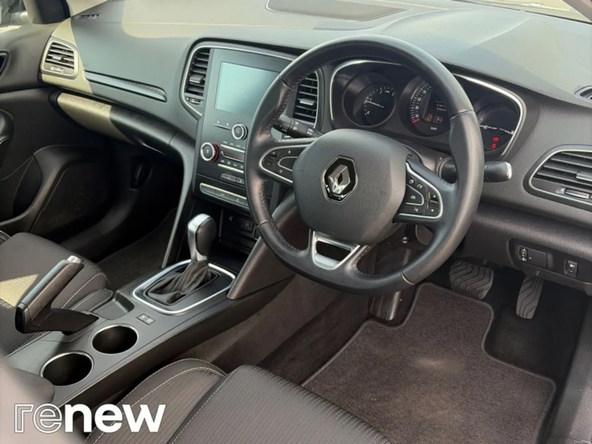 Renault Megane AUTOMATIC GRAND COUPE PLAY 1.5 DCI - Image 6