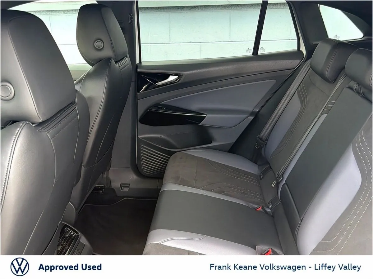 Volkswagen ID.4 77KWH LIFE DX 174HP *GLACIER WHITE - Image 6