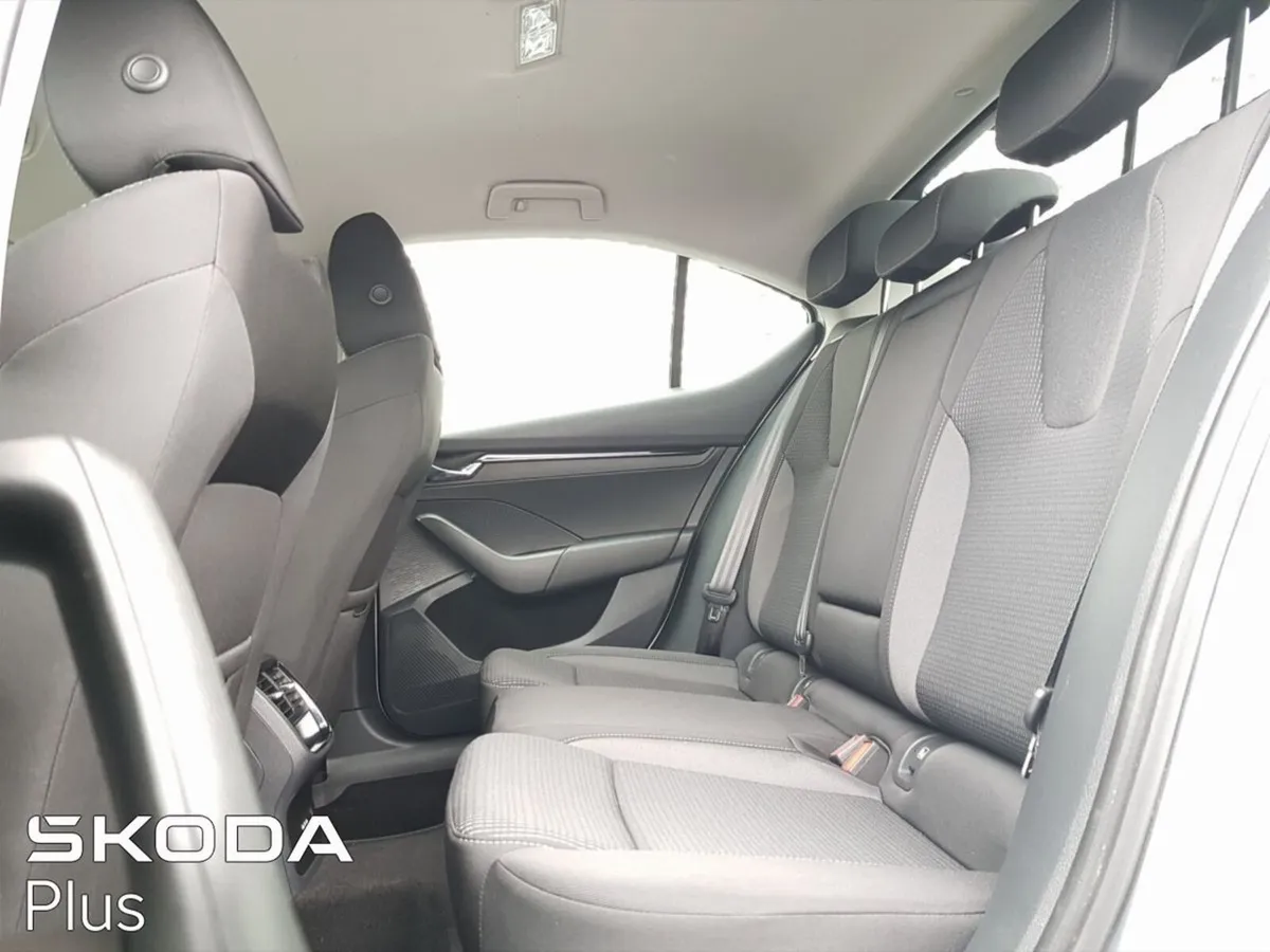 Skoda Octavia OCTAVIA AMBITION 2.0TDI 150HP DSG - Image 6