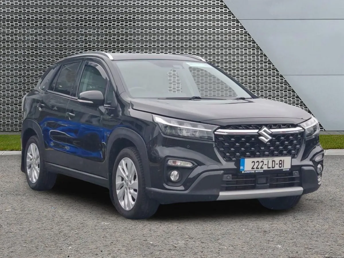 Suzuki SX4 S-Cross Hybrid SZ4 MT - Image 1