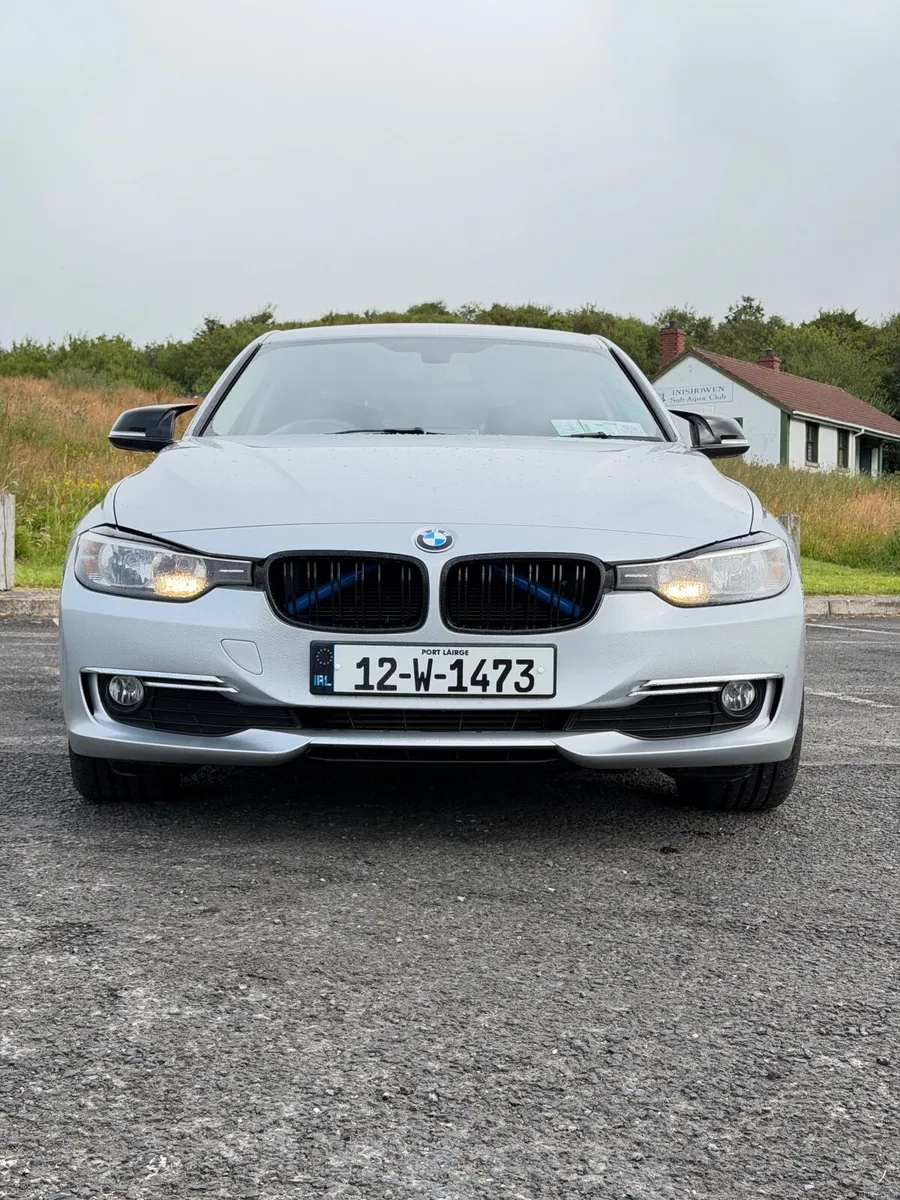 BMW 3-Series 2012 - Image 5