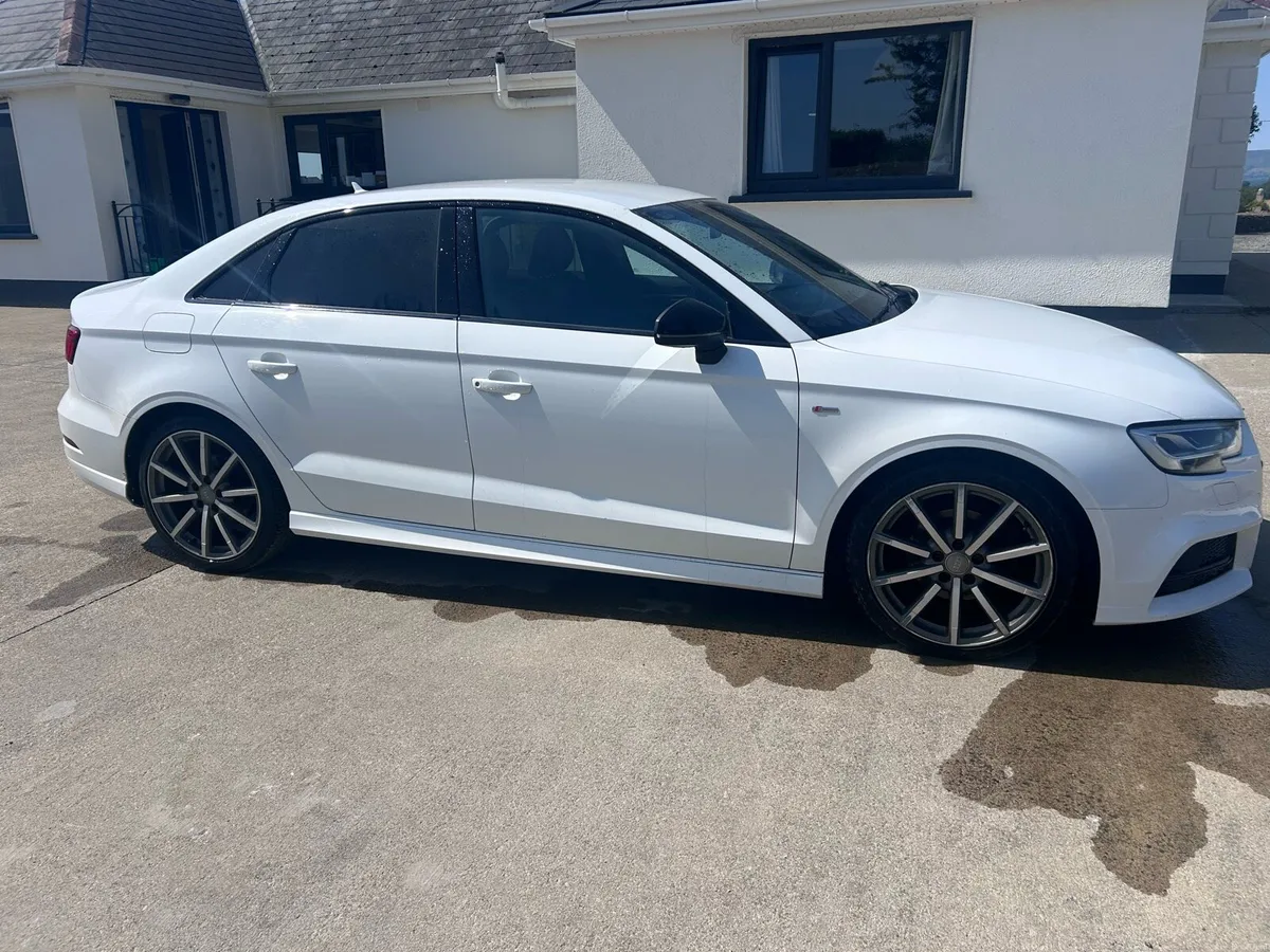 A3 Saloon S Line Black Edition - Image 3