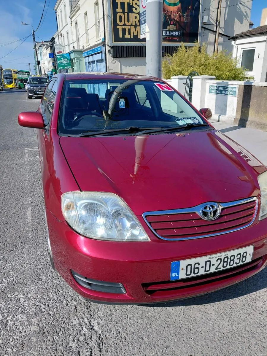 Toyoto Corolla - Image 3