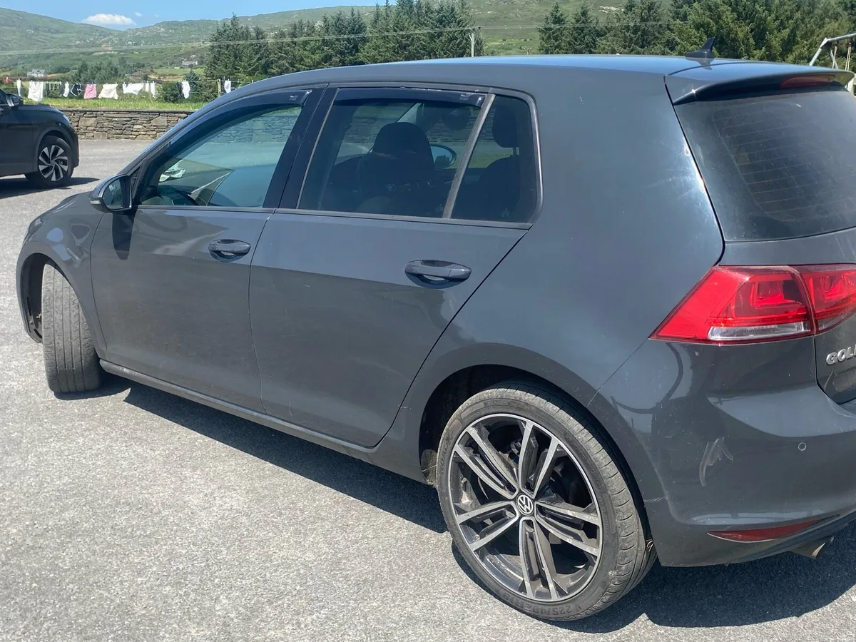 Volkswagen Golf - Image 4