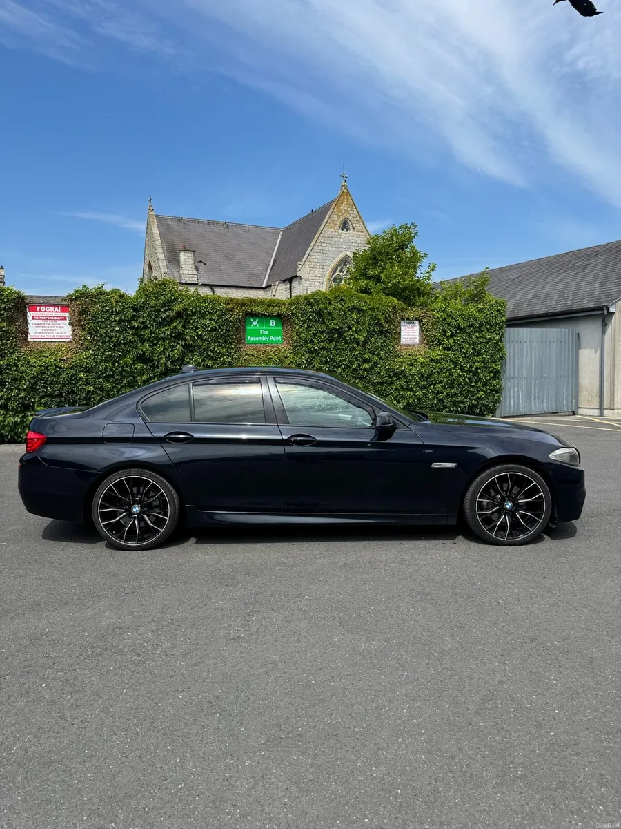 2011 BMW 520d MSPORT - Image 2