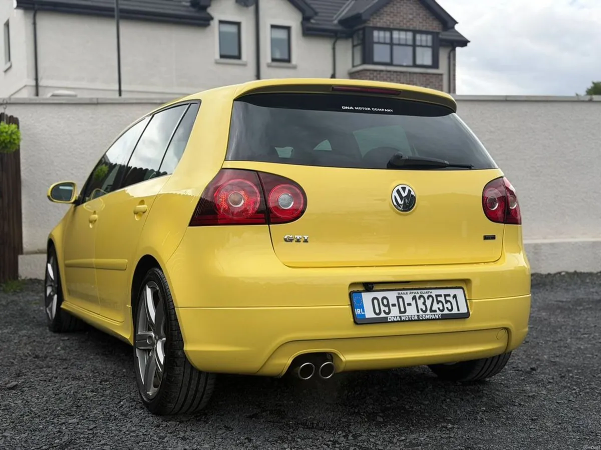 Volkswagen Golf GTI PIRELLI EDITION - 230BHP - 83K - Image 5