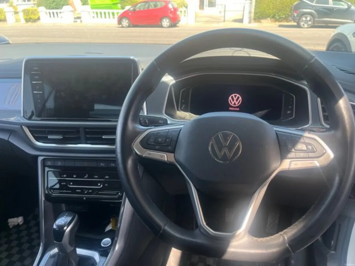 Volkswagen T-Roc 2.0 tdi automatic - Image 6