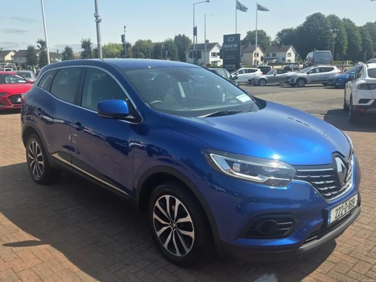Renault Kadjar Equilibre TCE 140 MY22 5DR - Image 1