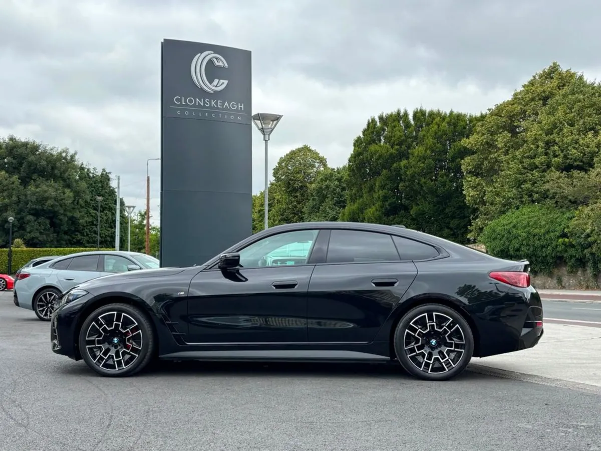 BMW i4 EDRIVE40 M SPORT - Image 4