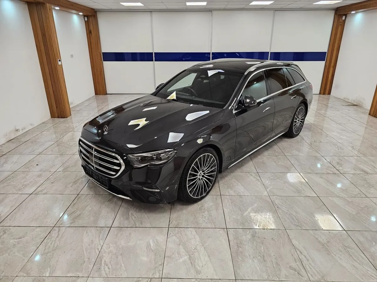 Mercedes-Benz E-Class E 300 E EXCLUSIVE PREMIUM PL - Image 3