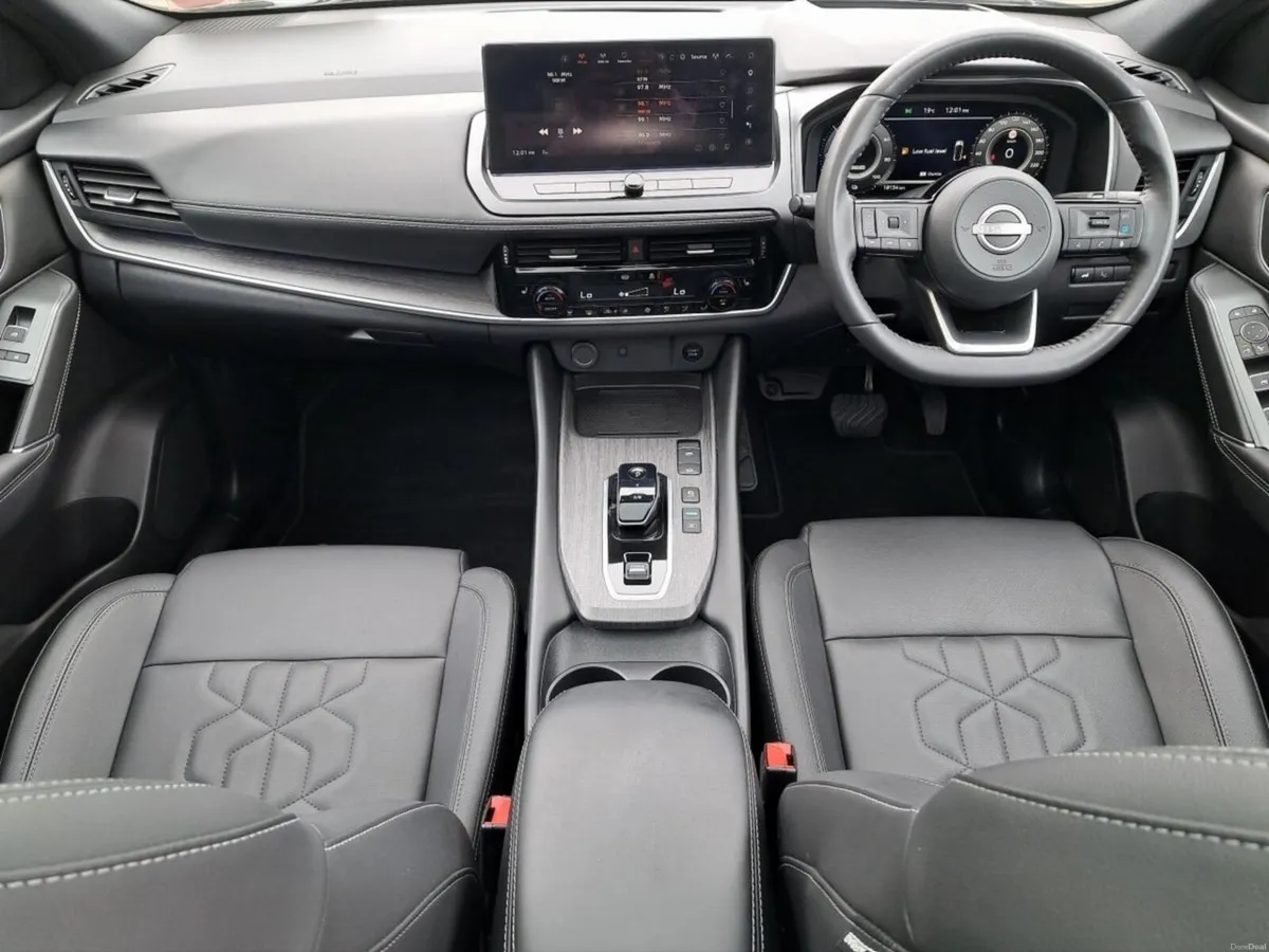 Nissan Qashqai E-POWER SV TECH €3000 Scrappage Off - Image 4