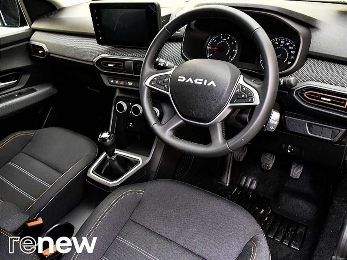 Dacia Sandero Stepway TCe 90 Journey - Image 6