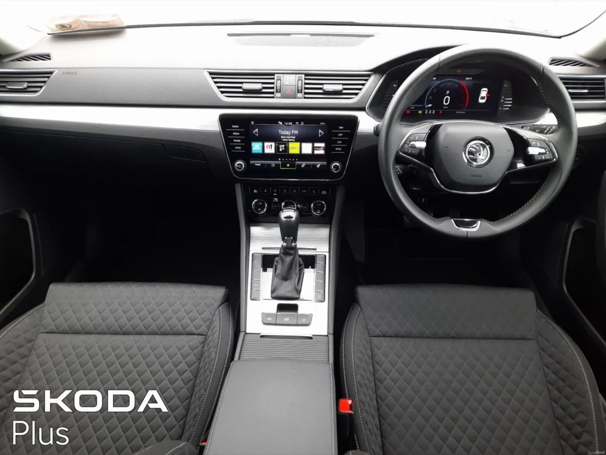 Skoda Superb SUPERB AMB 2.0TDI 150HP DSG - Image 2