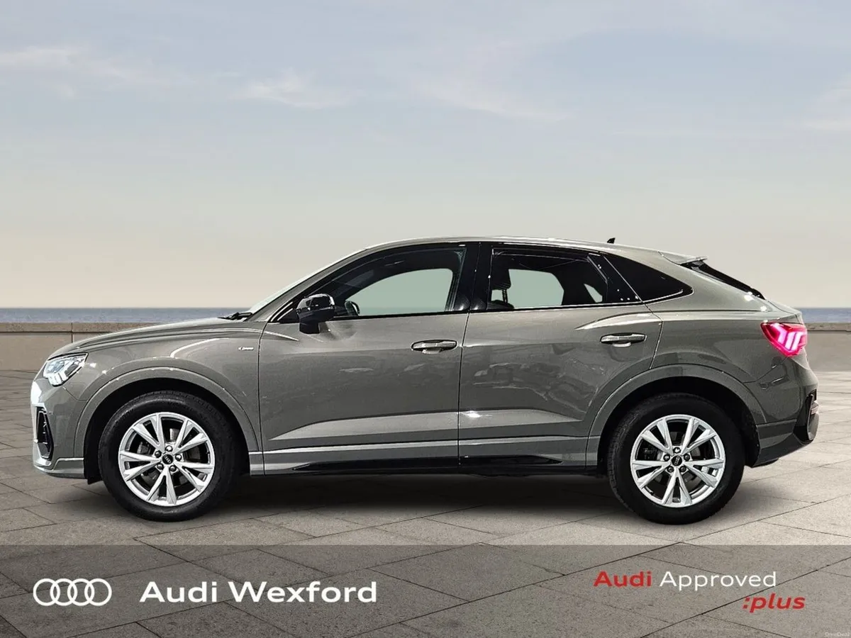 Audi Q3 Q3 SB 35 TDI 150 S-T S line AUTO - Image 4