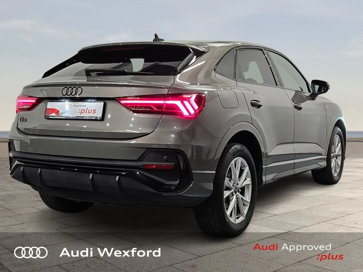 Audi Q3 Q3 SB 35 TDI 150 S-T S line AUTO - Image 5