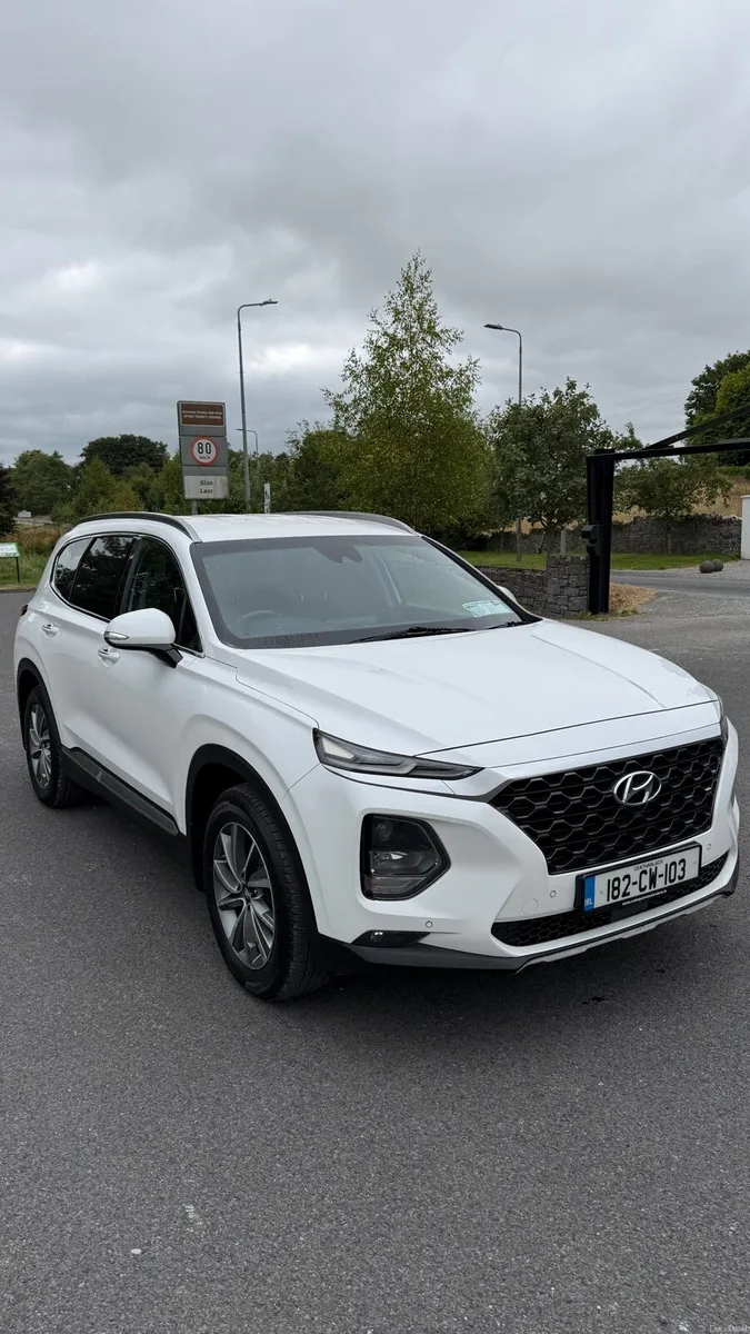 SANTA FE 4WD EXECUTIVE - Image 1
