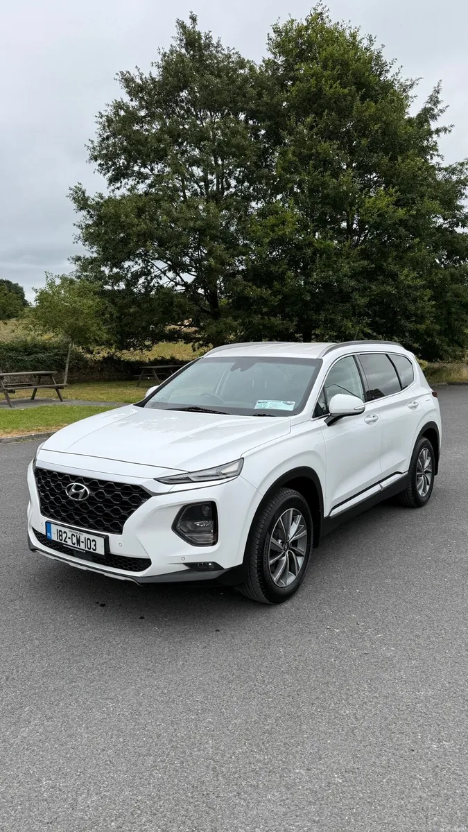 SANTA FE 4WD EXECUTIVE - Image 2