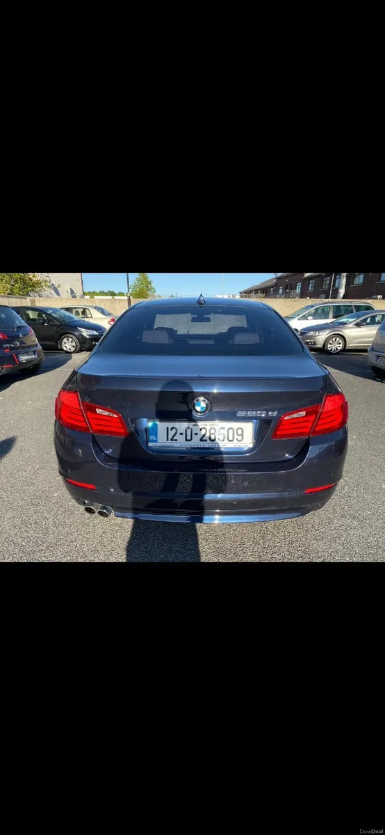 BMW 5-Series 2012 - Image 2