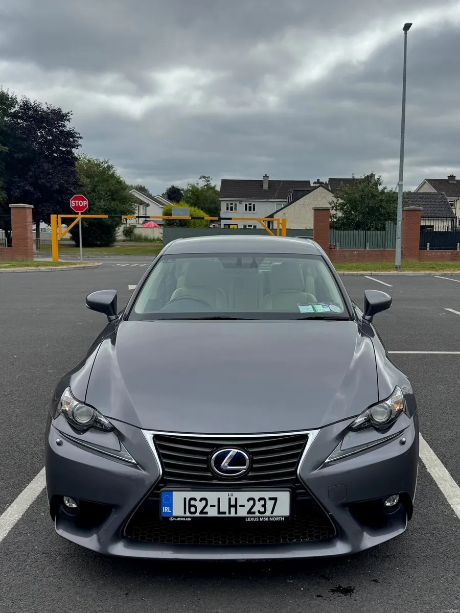 2016 Lexus IS 300h  2.5L Petrol * LOW MILAGE 90km* - Image 1