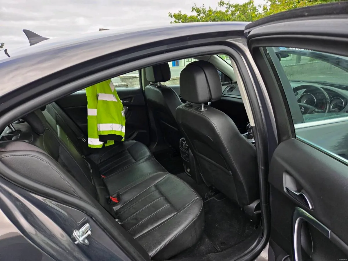 Vauxhall Insignia Elite - Image 5