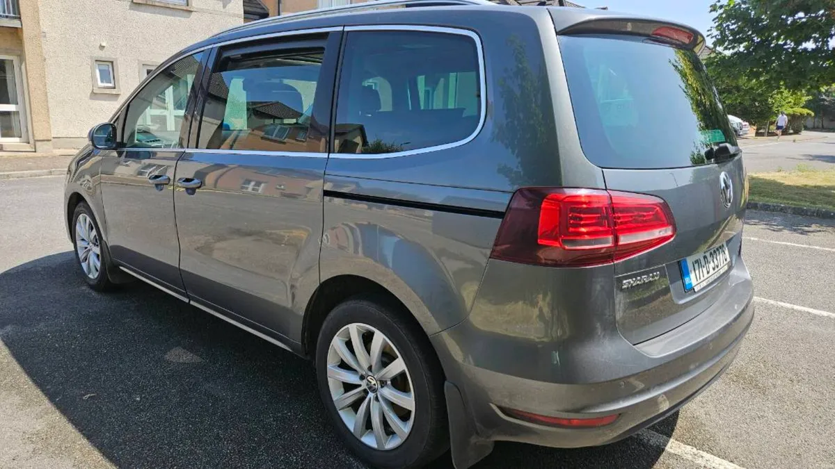 VW Sharan | Highline | Manual | High spec | 2.0L - Image 3