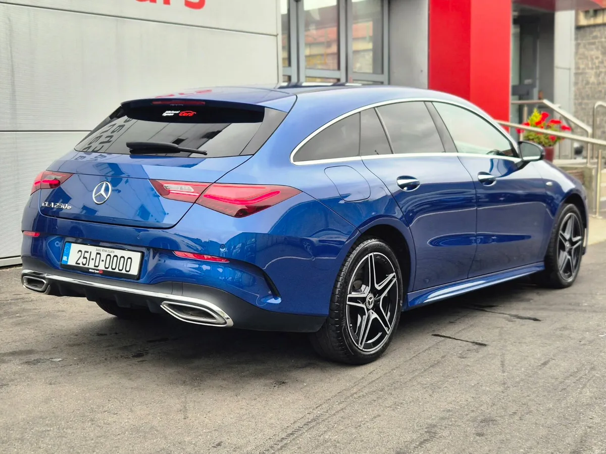 2025 Mercedes CLA 250e Estate, CarPlay, 18" Alloys - Image 5