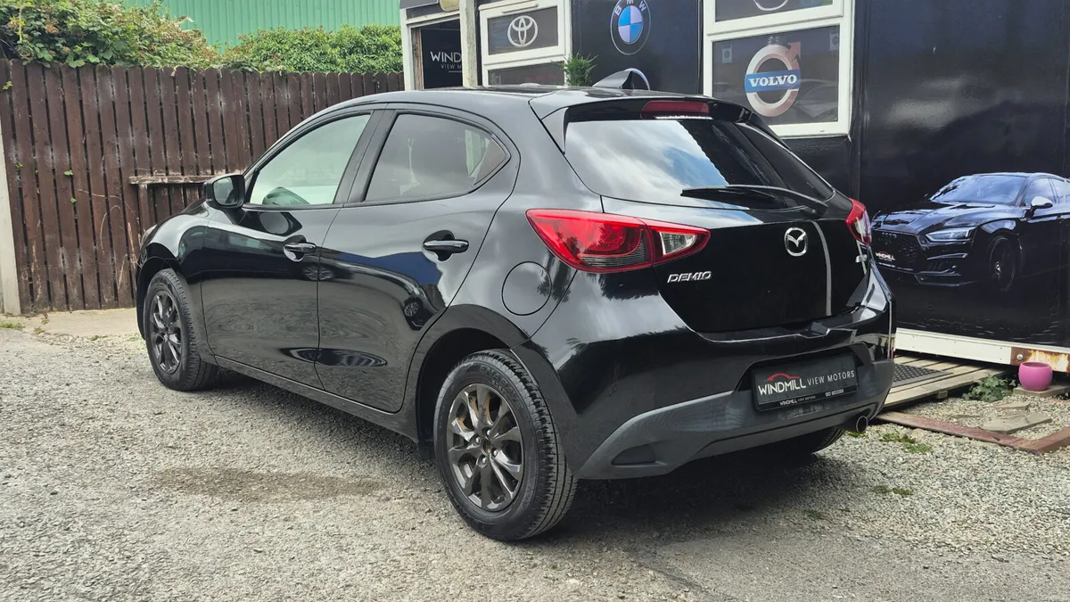 2017 Mazda Demio 1.3 Automatic - Heated seats - Image 5