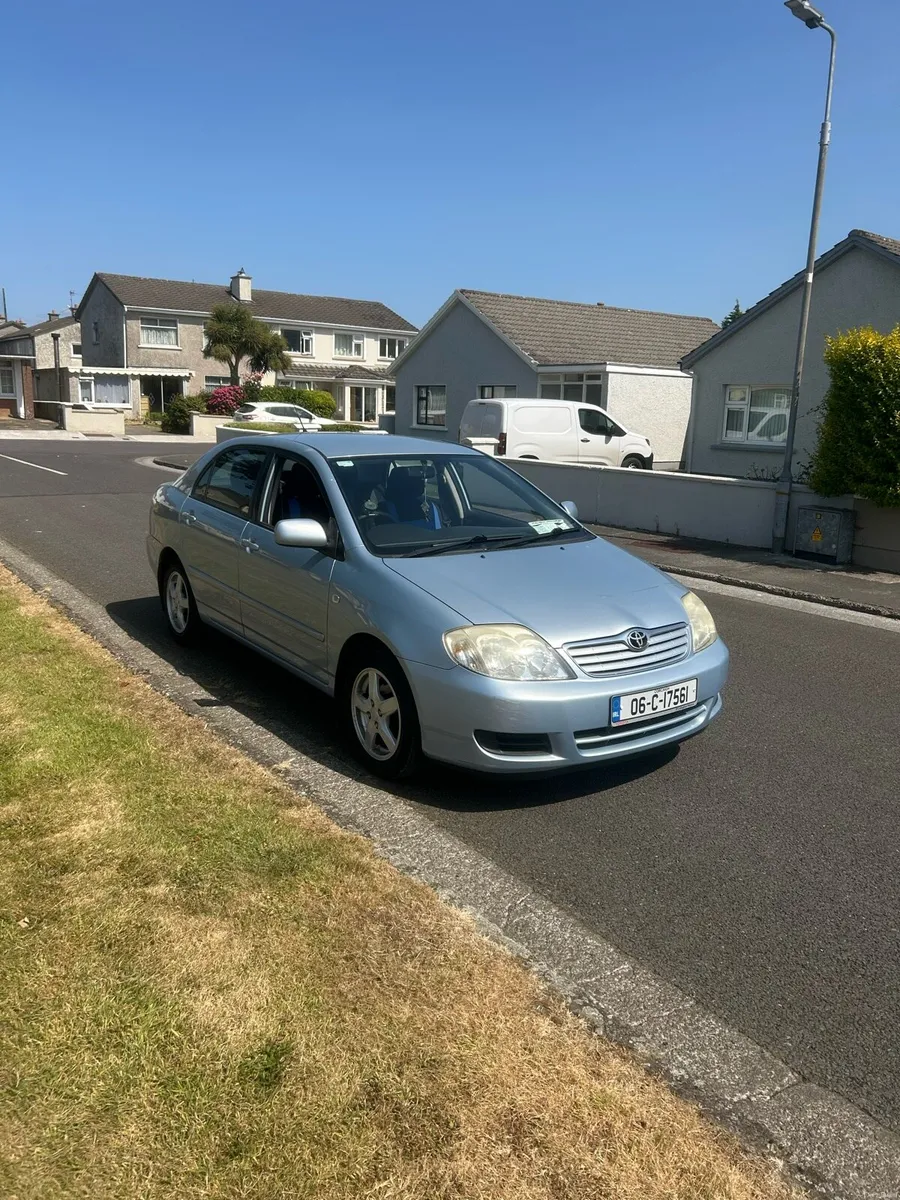 Toyota Corolla - Image 2