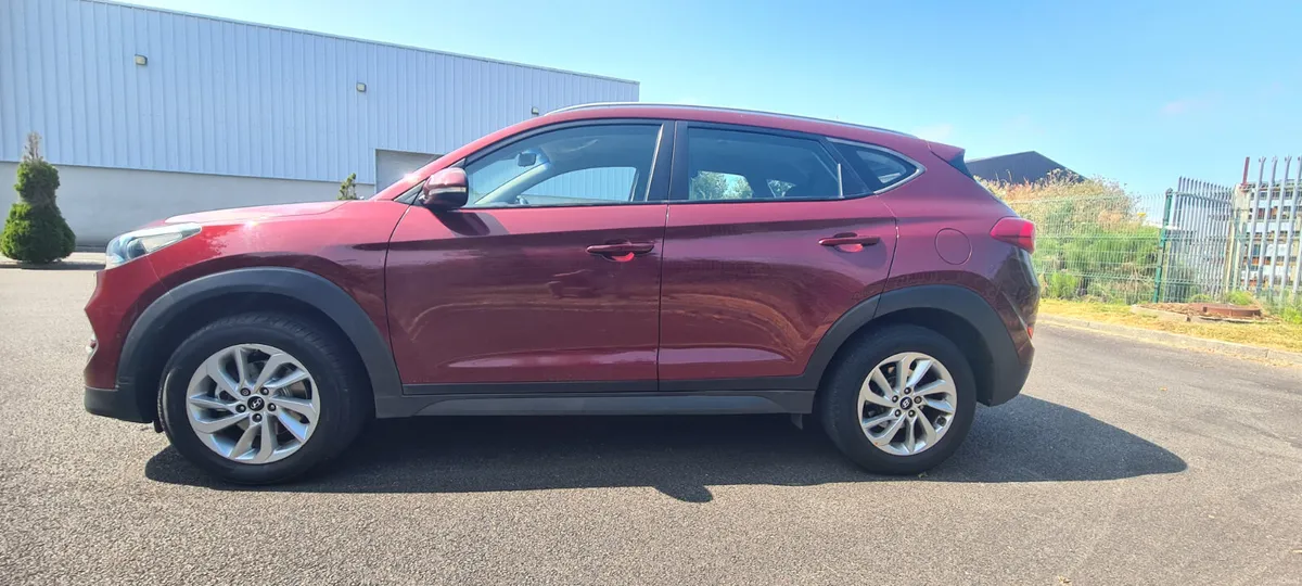 Hyundai Tucson 2015 - Image 2
