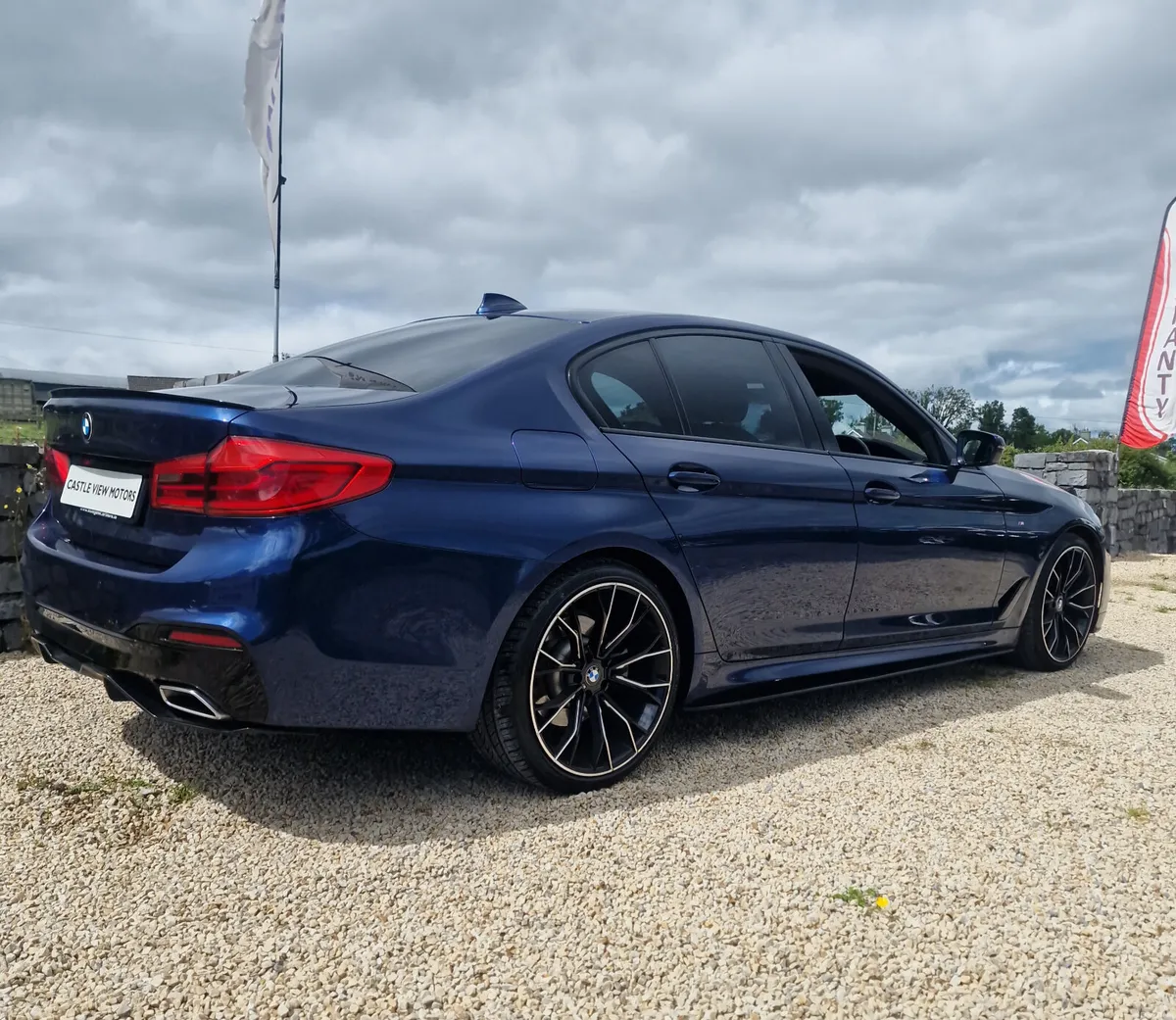 201 Bmw 520d M-Sport X-Drive 4x4 - Image 4