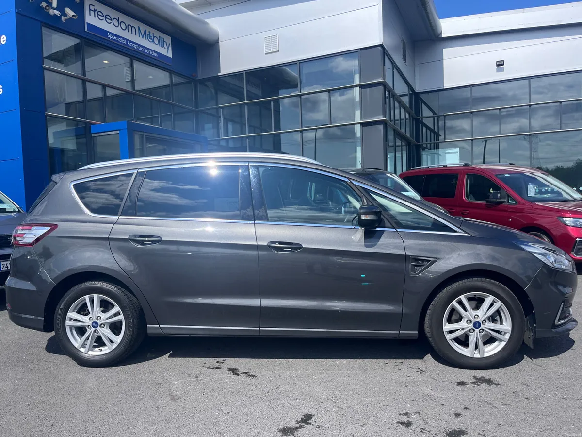 Ford S-Max Titanium, 7 Seats - Image 6
