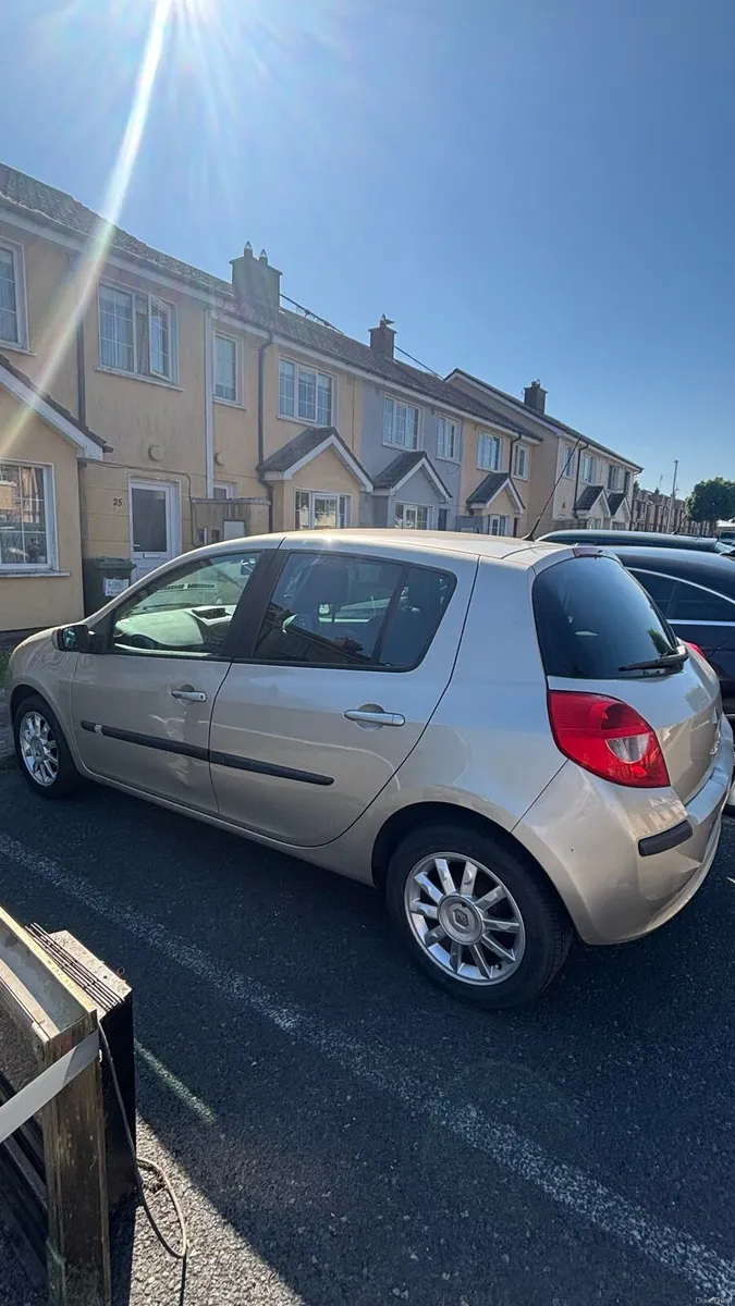 Renault clio 2008 - Image 5