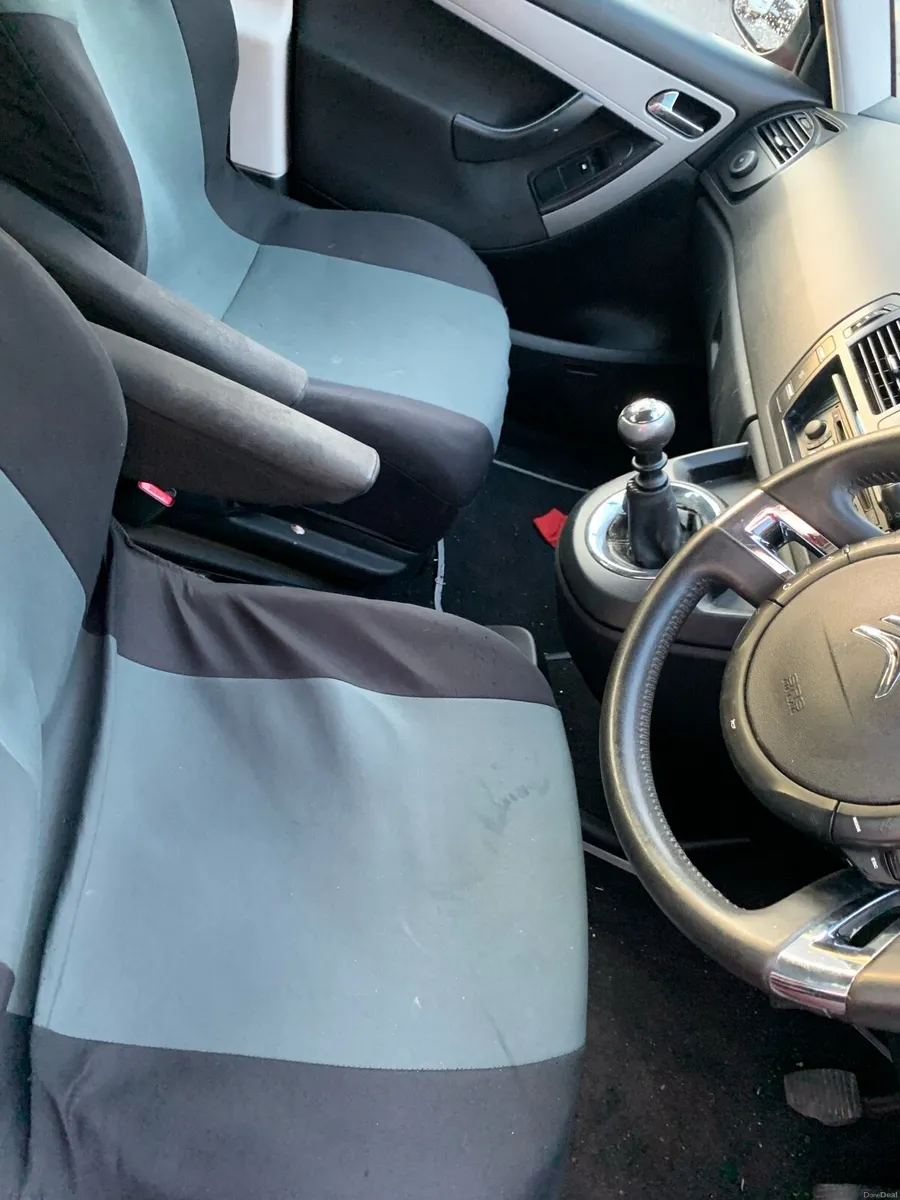 Car - Image 1