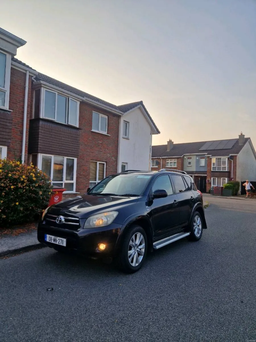 Car - Image 1