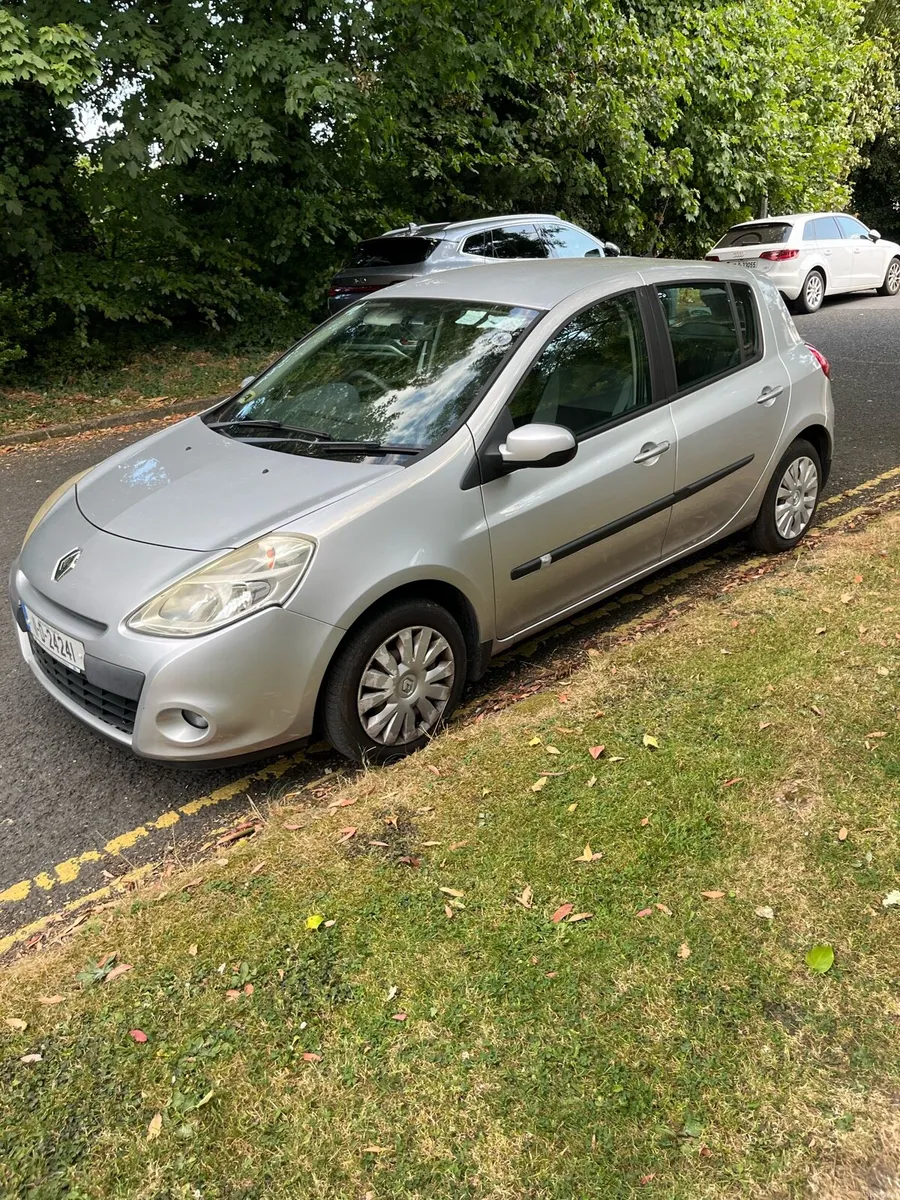 Renault Clio 1.2 Hatchback 2012 - Image 3