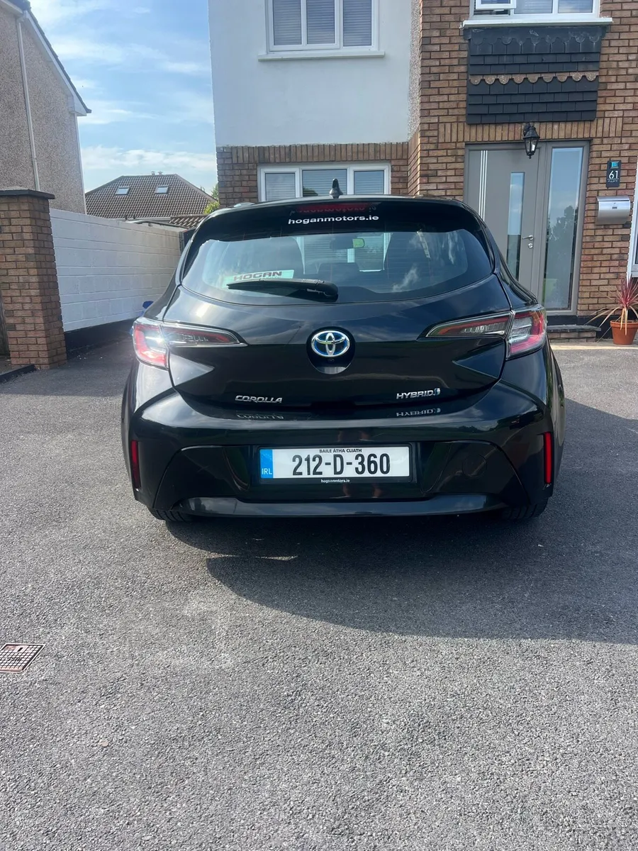Toyota Corolla Hybrid 1.8L Petrol Automatic - Image 5