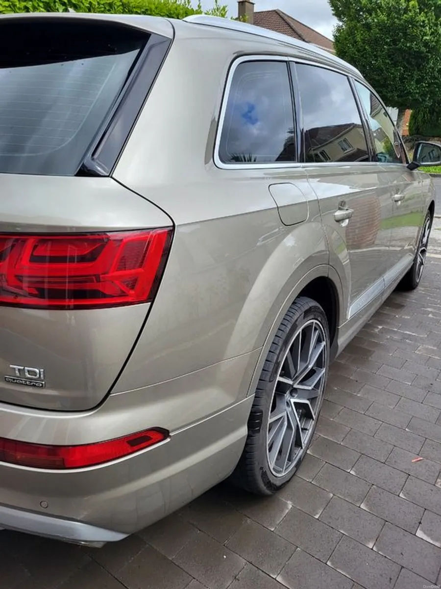 2015 Audi Q7 - Image 4