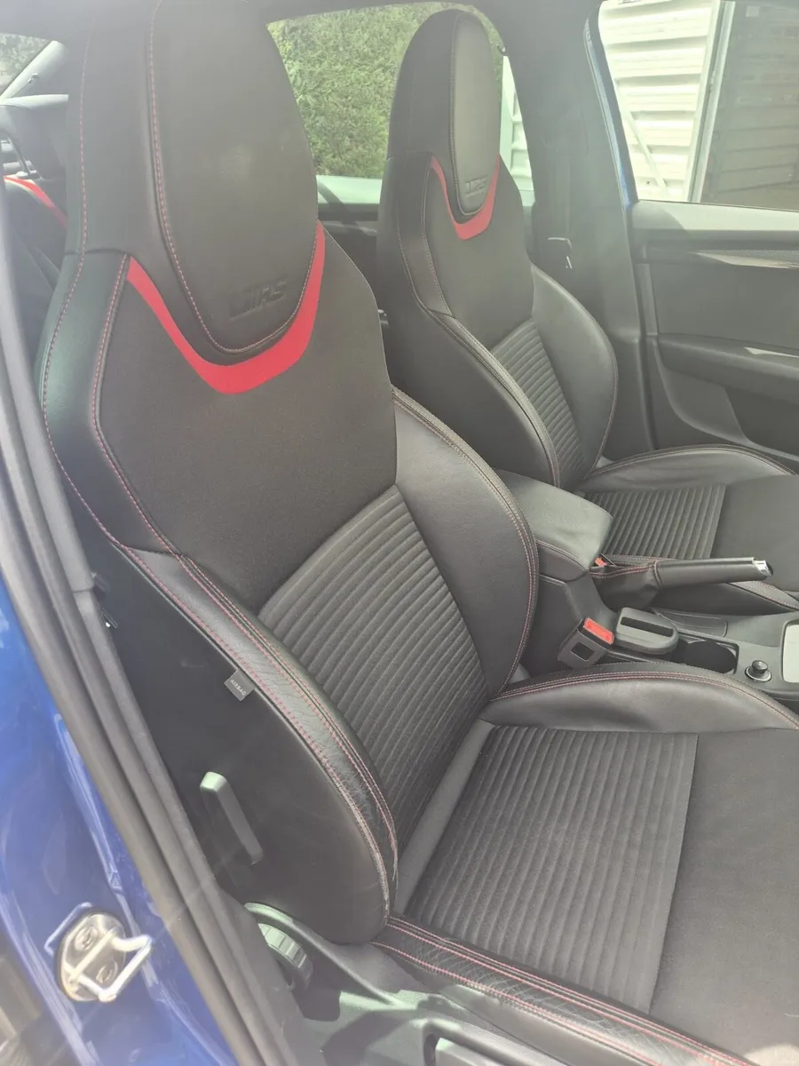 Skoda Octavia vRS Challenge Edition - Image 4