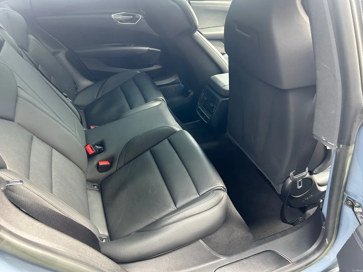 Audi e-tron GT 2023 Quattro 530 ps , huge spec - Image 6