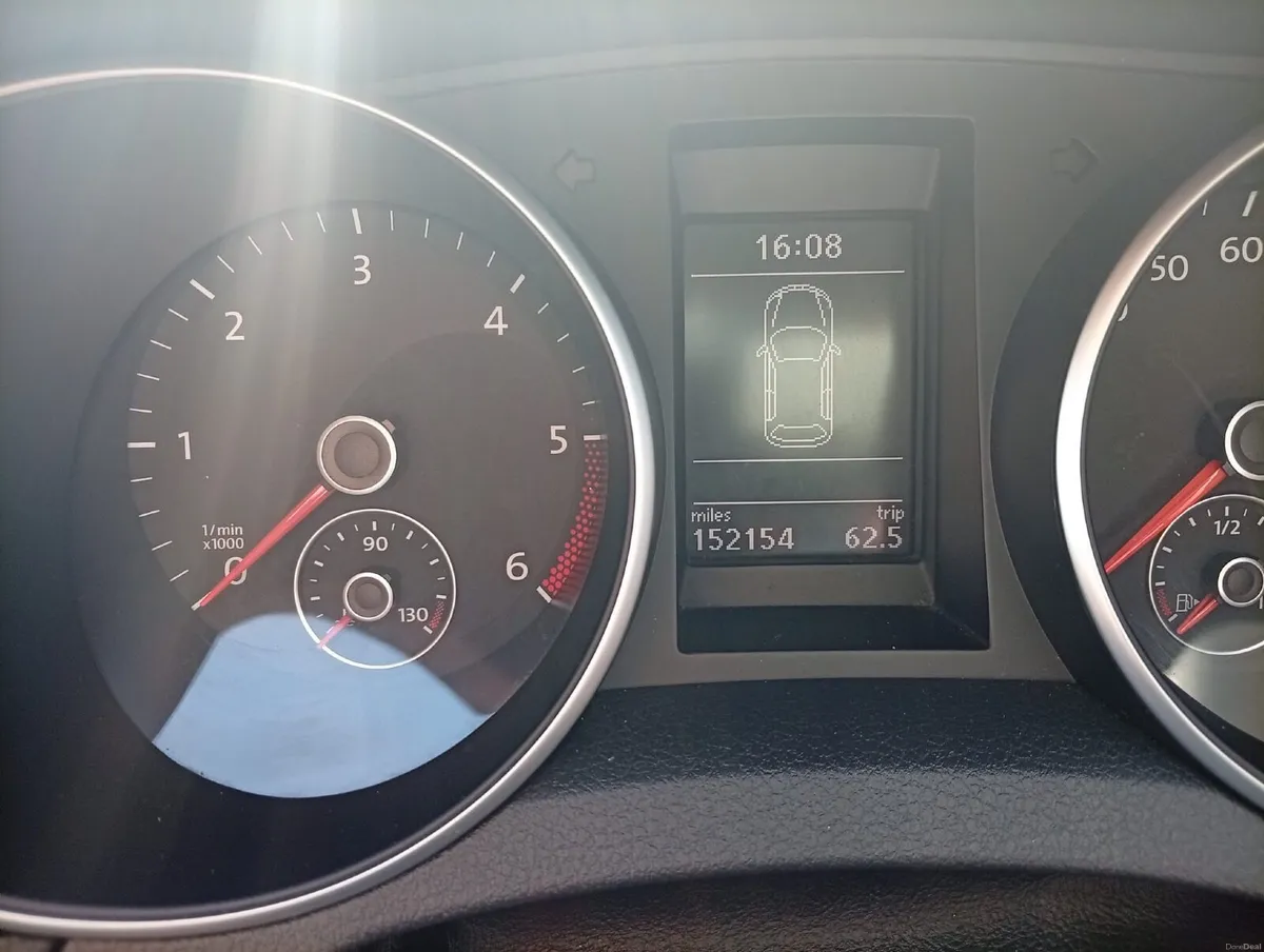 Volkswagen Golf 2012 - Image 4